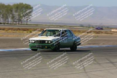 media/Oct-01-2022-24 Hours of Lemons (Sat) [[0fb1f7cfb1]]/10am (Front Straight)/